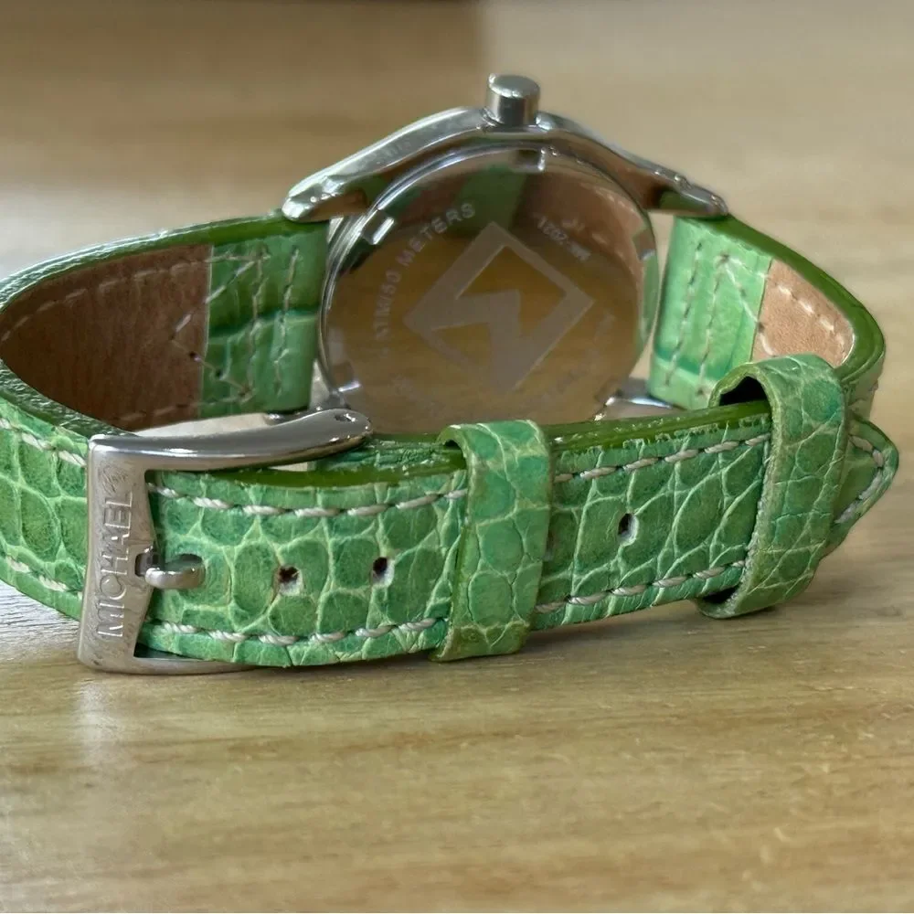 Y2K MICHAEL Michael Kors Green Leather Embossed Watch ECU